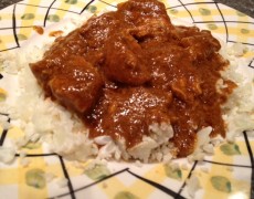 Keto, low-carb, Indian butter chicken over “rice” – 4.8 grams carbs per serving